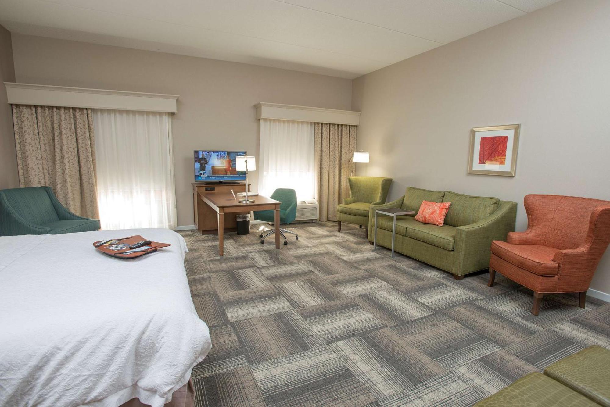 Hampton Inn & Suites Cincinnati-Union Centre West Chester Eksteriør bilde
